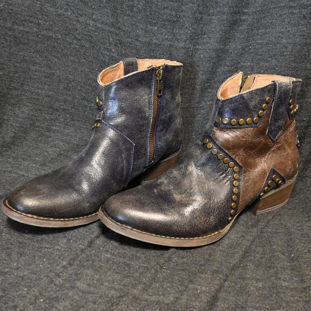 Circle G Women's 8 Studded Star Inlay Booties Zipper Leather Western